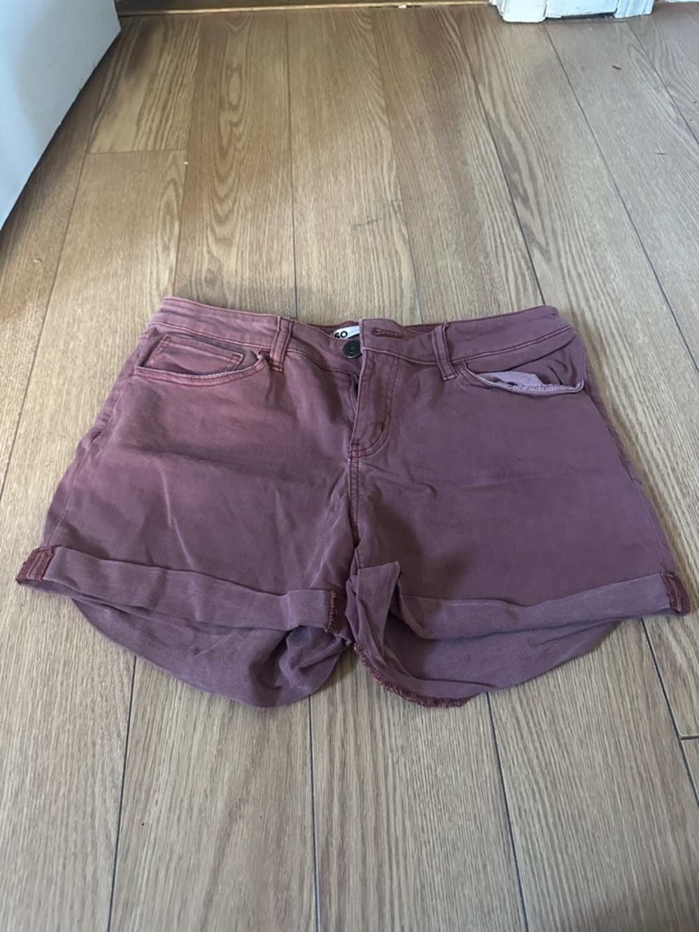 Casual Women's Rolled Hem Shorts - Dusty Rose